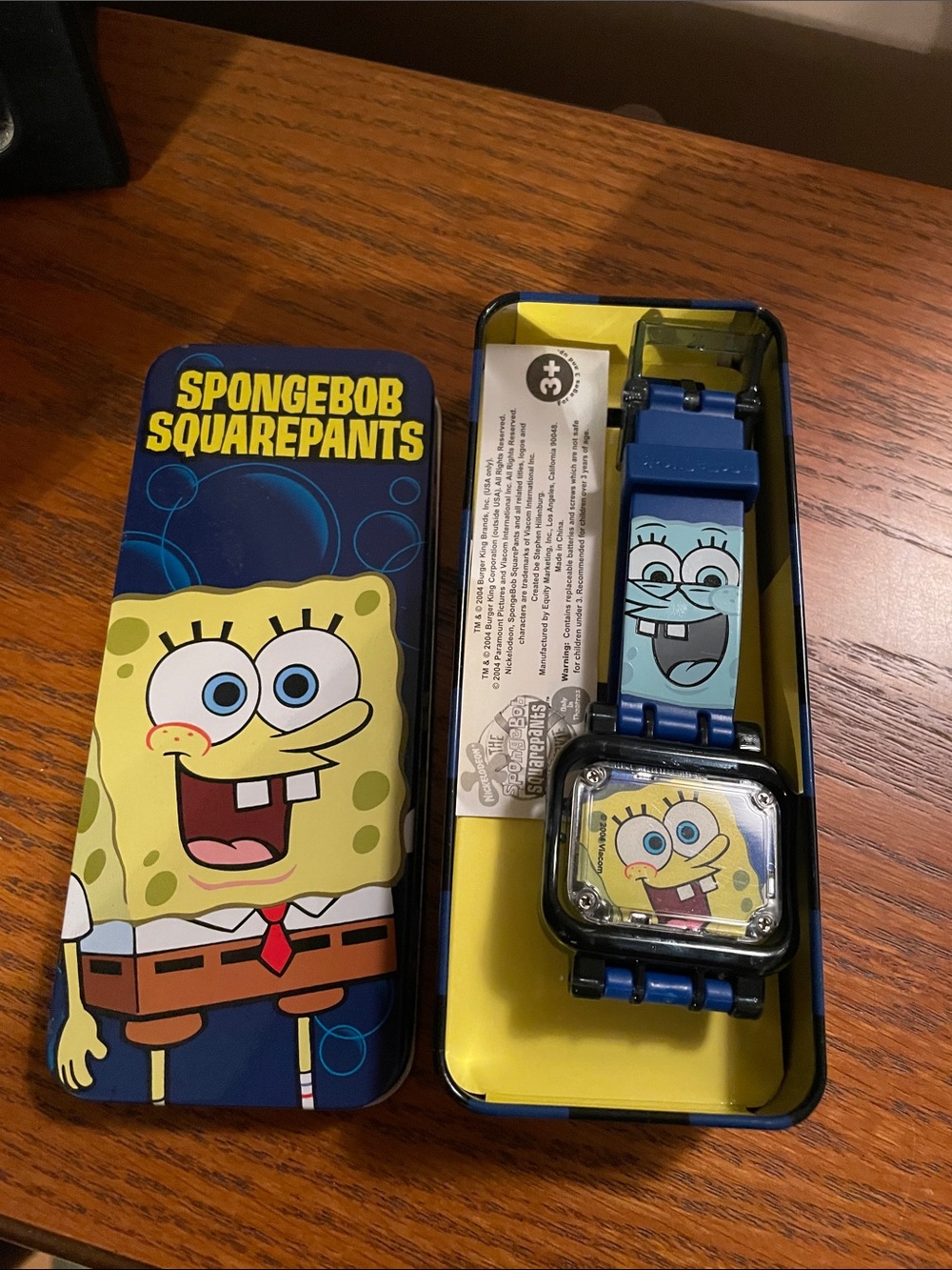 2004 Viacom Burger King SpongeBob SquarePants Watch W/ Tin Collectible